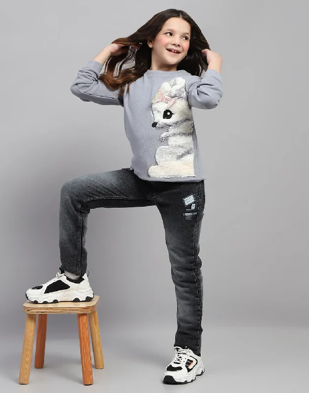 Girls Grey Self Design Round Neck Full Sleeve Sweatshirt