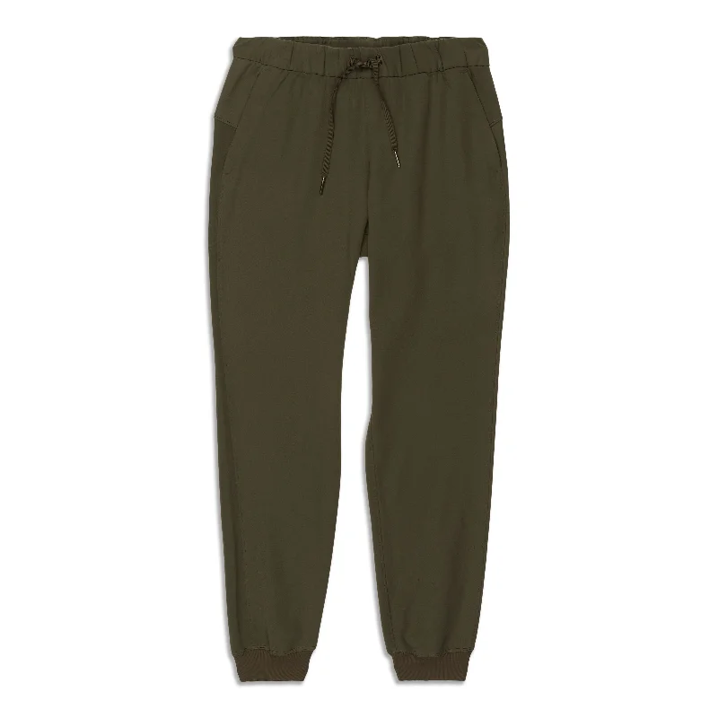 On The Fly Mid-Rise Jogger - Resale